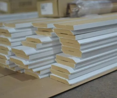 Zócalo De Mdf 12mm X 82mm X 3.66mts Blanco Madera